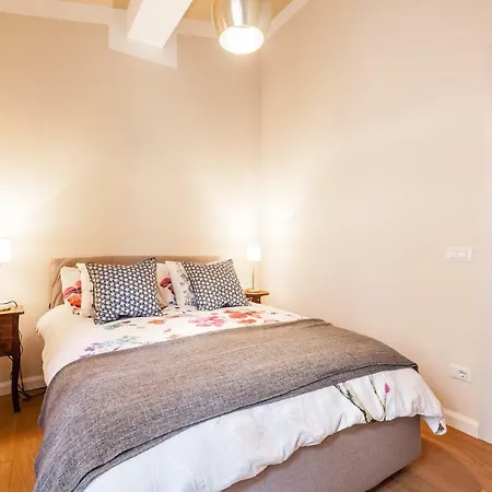 Affordable With A View In The Heart Of Lucca