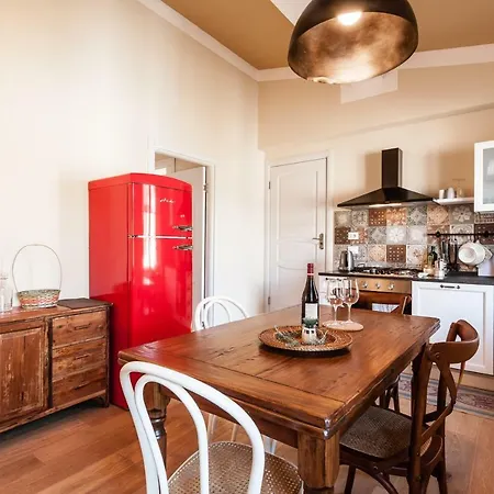 Apartment Affordable With A View In The Heart Of