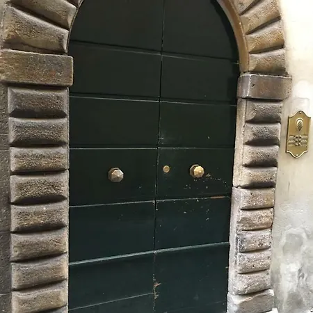 Affordable With A View - Heart Of Lucca, 2 Baths, 3 Smarttv Apartment *